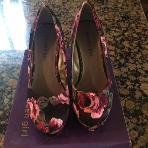 Madden Girl Expolode Black/multicolored print